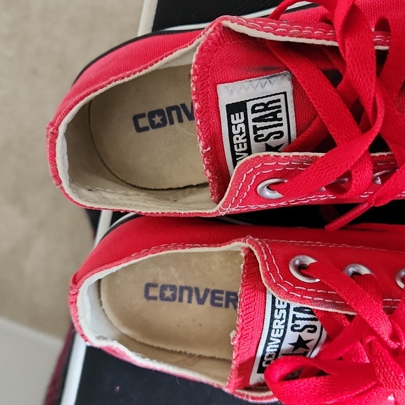 converse shoes - Picture 3 of 8
